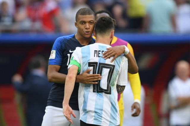 2, 姆巴佩伤愈复出助球队逆转图卢兹  