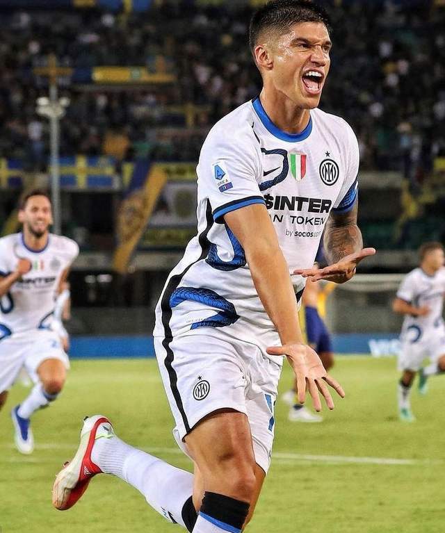  莱比锡红牛新援前锋首秀梅开二度惊艳  